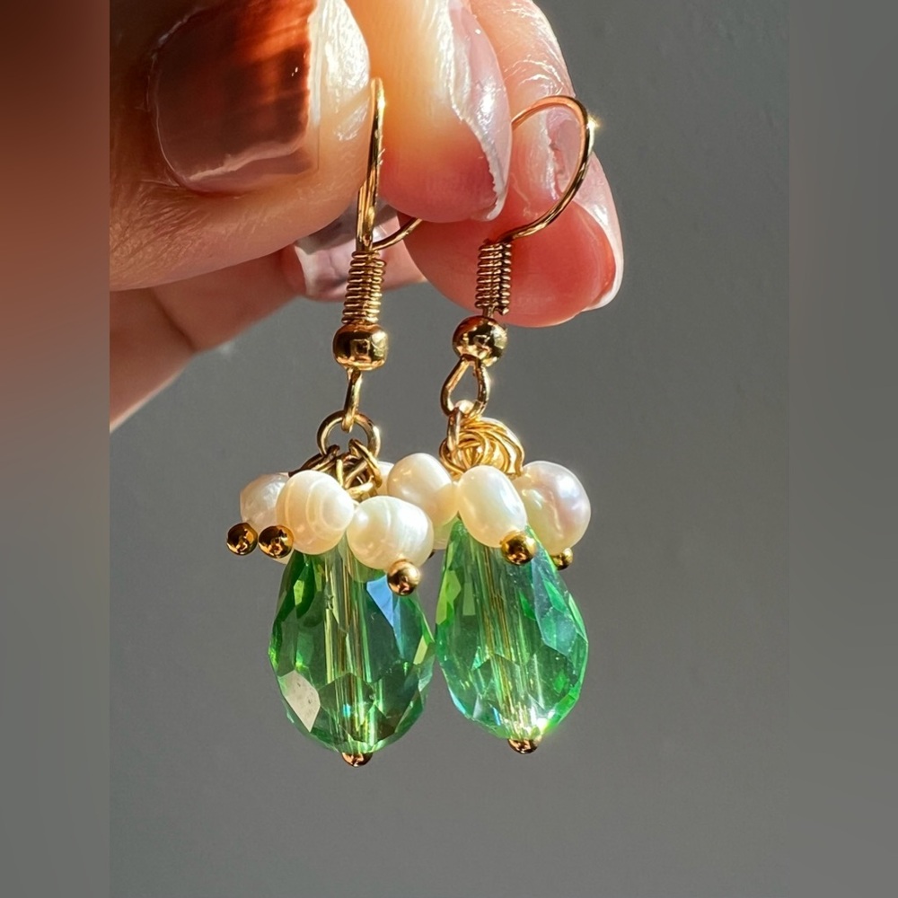 Green Spring Crystal Teardrop Dangle Earrings